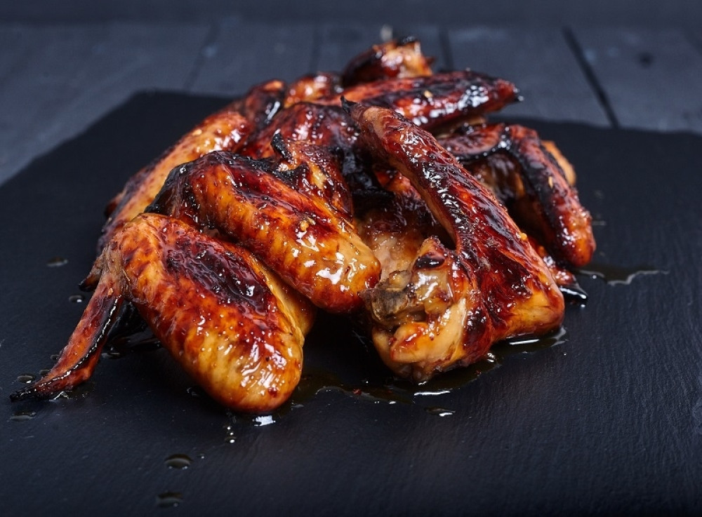 Zombi piletina iskače i beži iz tanjira: Stručnjaci objasnili kada i zašto se to dešava! (VIDEO)