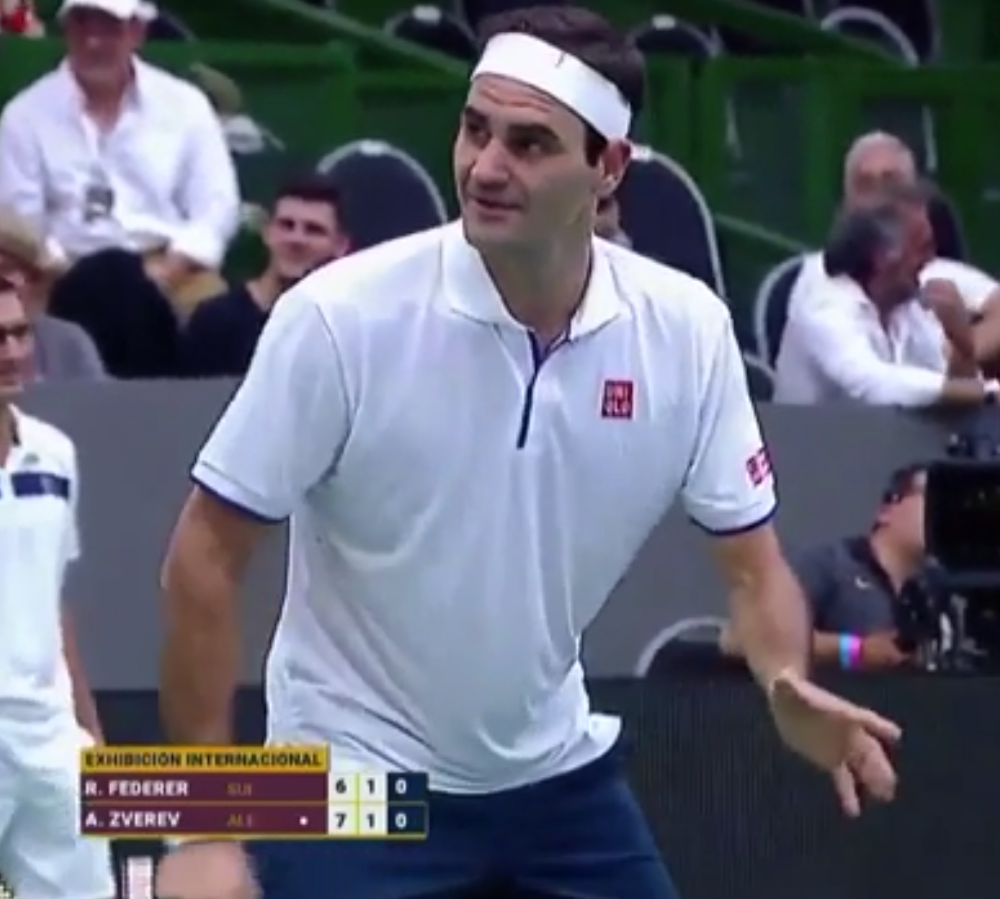 Šta to radiš Rođo? Federer zaustavio utakmicu da bi uradio nešto nečuveno! (VIDEO)