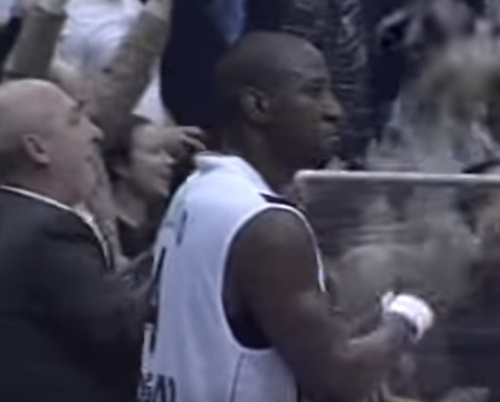 Milton Palasio je živ!