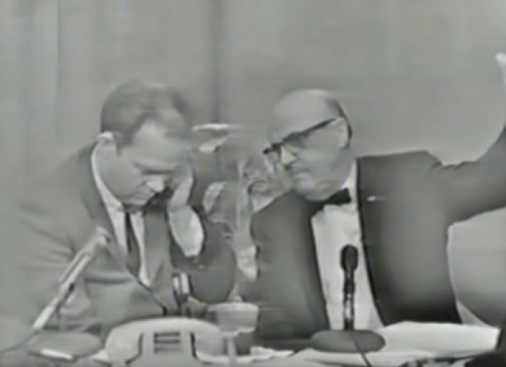 Svet nikada nije smeo da vidi ovaj detalj Kenedijevog ubistva! (VIDEO)