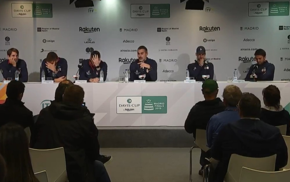 Naši teniseri uplakani izašli pred novinare koji su ih tešili! Zbog njihovih reči i vi ćete pustiti suzu! (VIDEO)