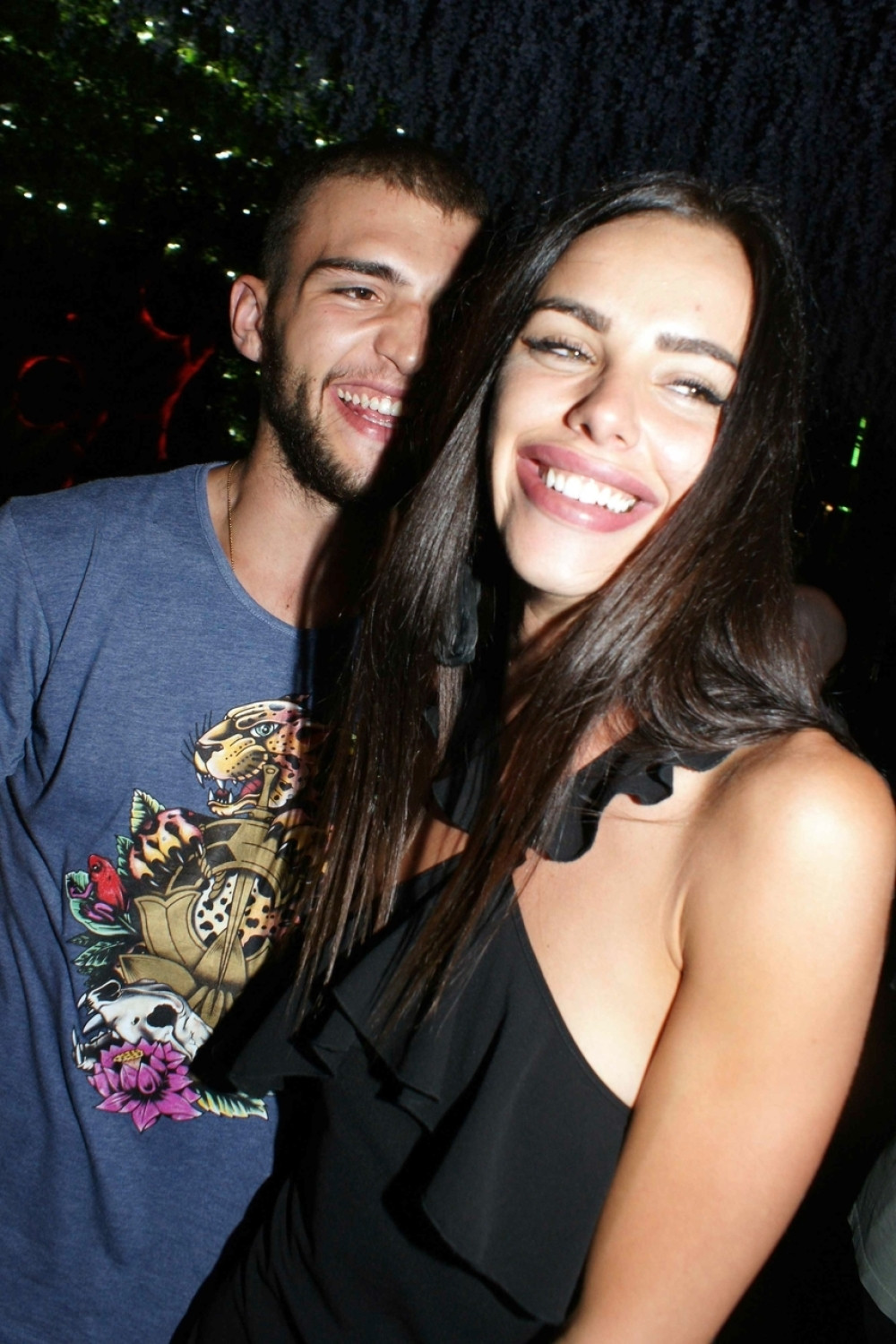 Bogdana pokazala trudnički stomak: Budući tata ne prestaje da je snima