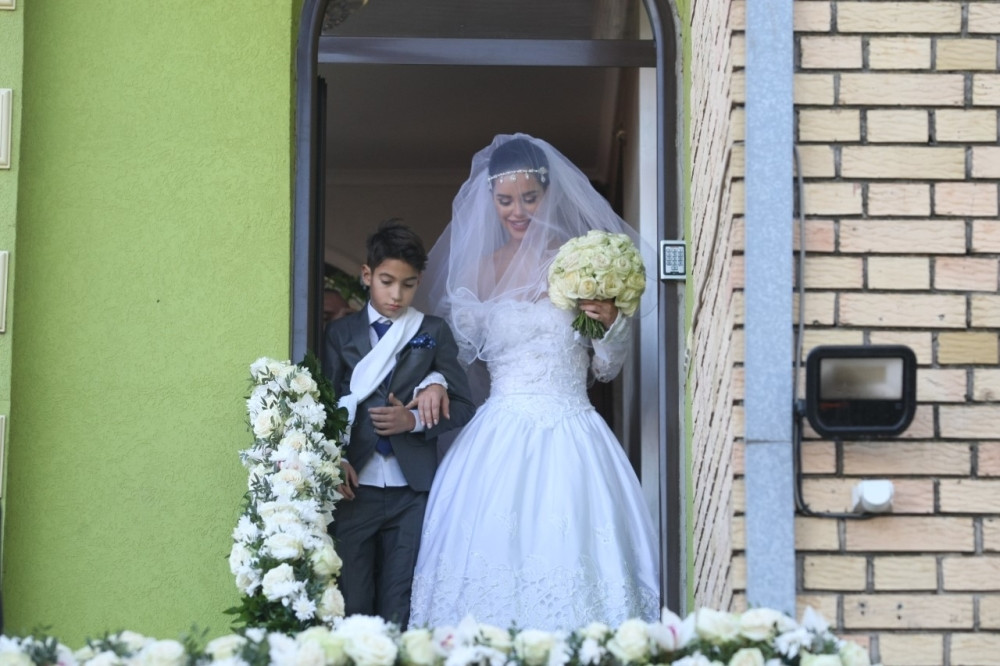 Bogdana imala peh sa venčanicom! Po narodnim verovanjima to ima posebno značenje! (VIDEO)