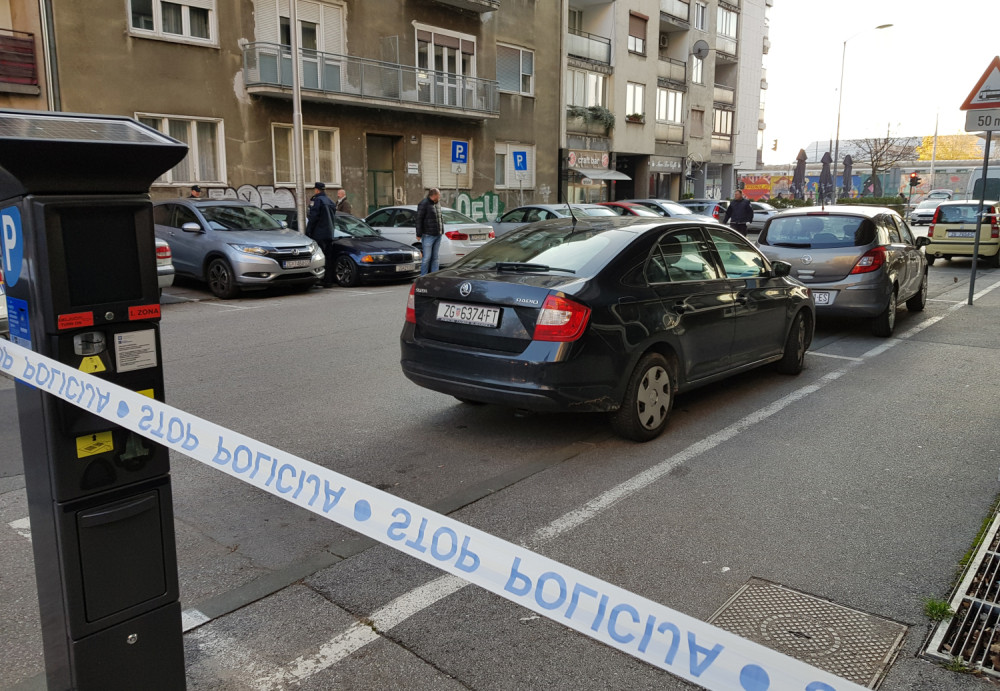 Mladić (15) tukao staricu (89) do smrti, pa sav krvav došao u policiju da prizna zločin!