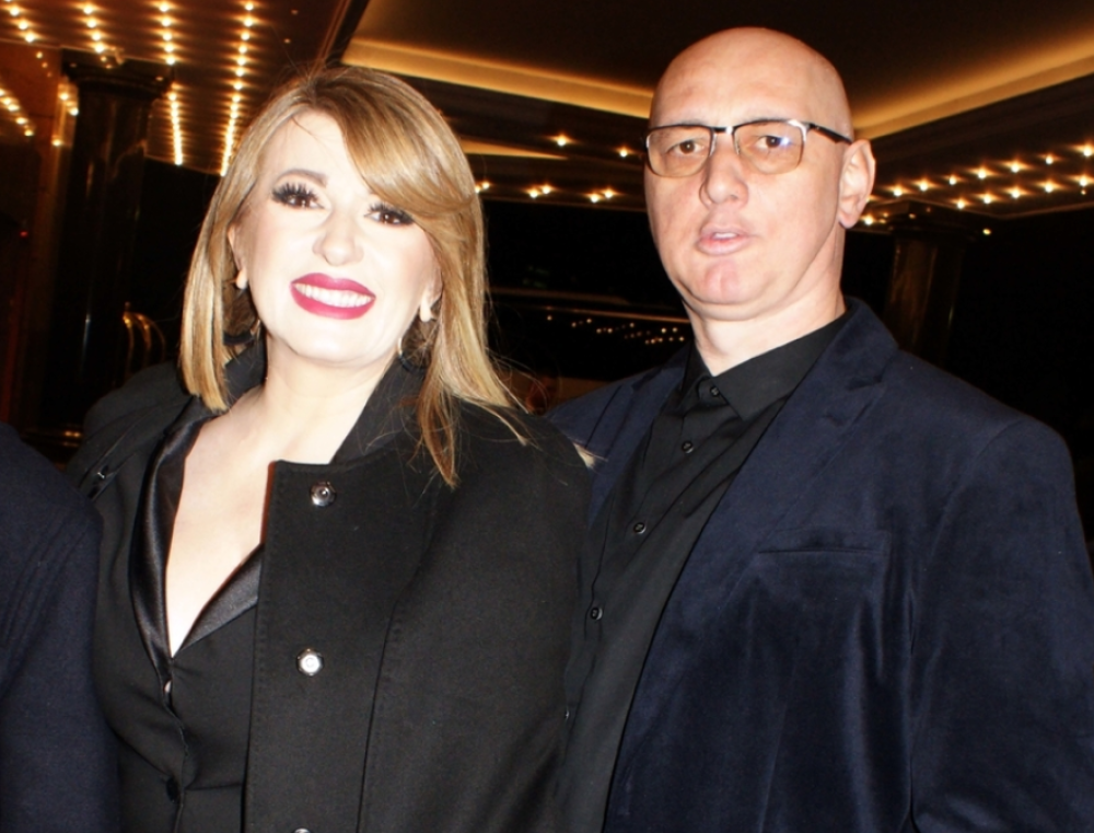 Malo ko zna da je Viki MAĆEHA, i da je ona Tašketu druga žena: Pevačica otkrila u kakvom je odnosu sa PASTORKOM