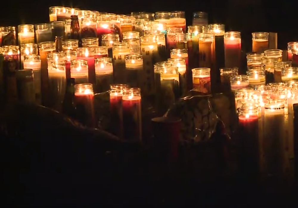 U dvorištu škole ubijena dvojica dečaka! (VIDEO)