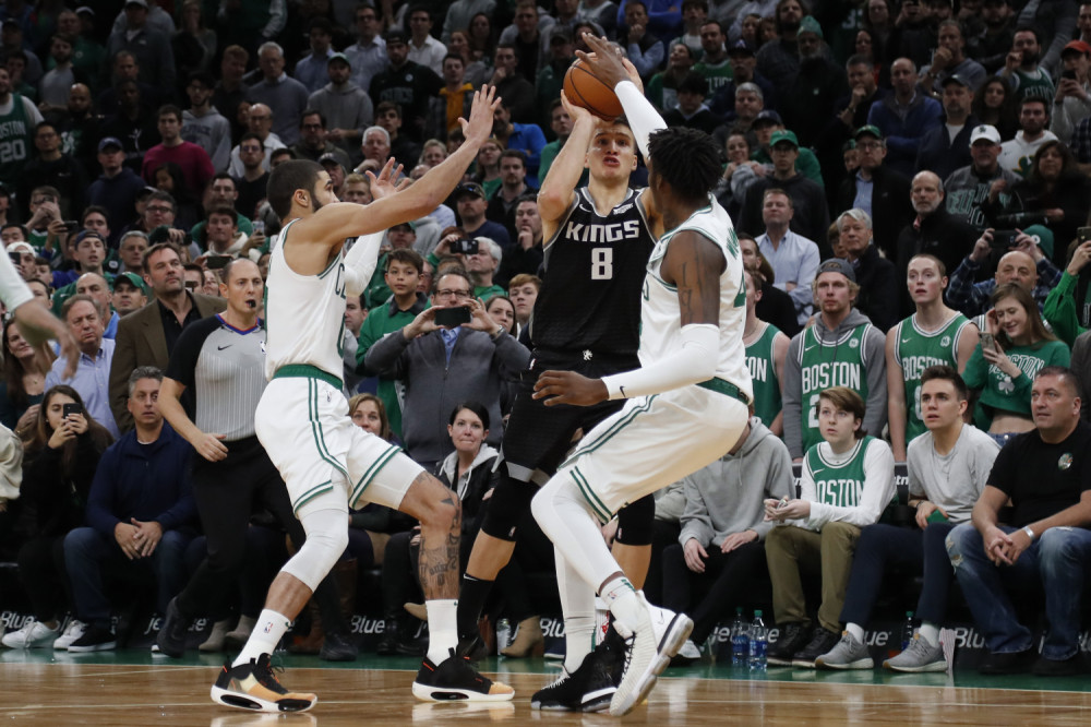 Bogdanović promašio šut za pobedu Kingsa, dvojica Amerikanaca pokvarila veče Srbinu (VIDEO)