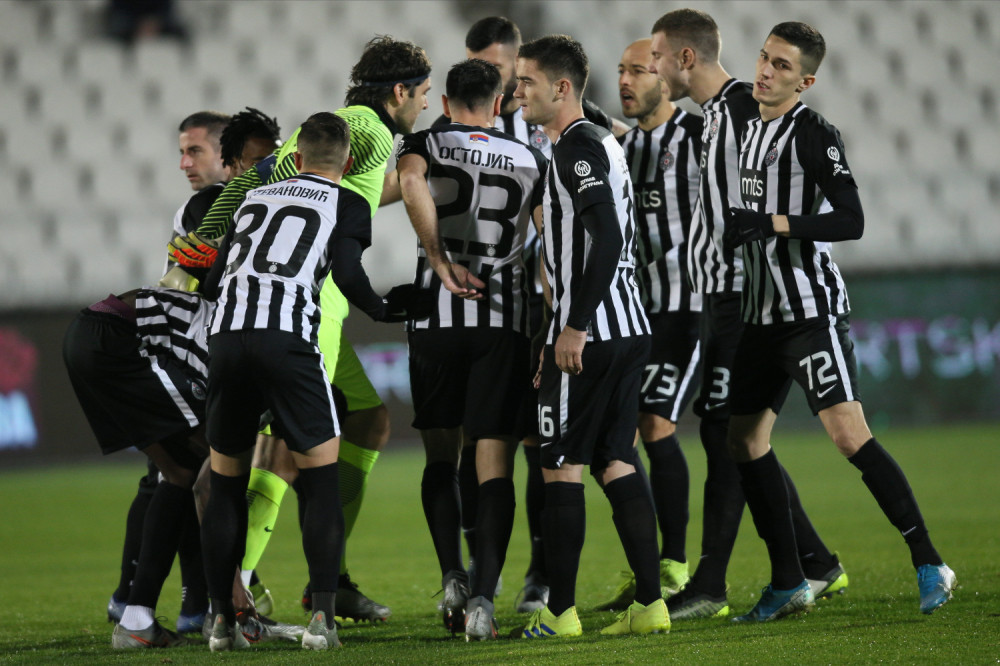 Doviđenja titulo?! Partizan drastično kažnjen za promašene šanse! (FOTO/VIDEO)