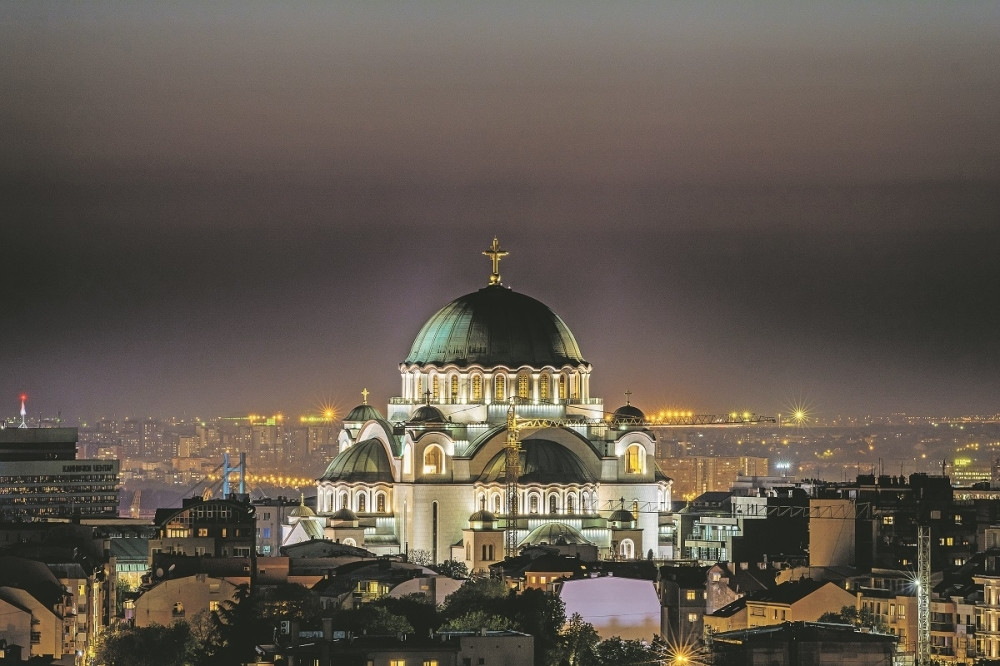 Vladika Stefan otkrio nepoznate detalje: " Uskoro stižu broznana vrata sa molitvom na 24 jezika"