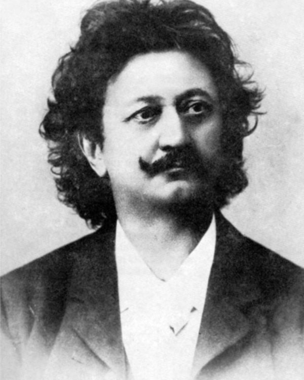 Laza i ova 30 godina mlađa lepotica su najpotresniji ljubavni par na našim prostorima