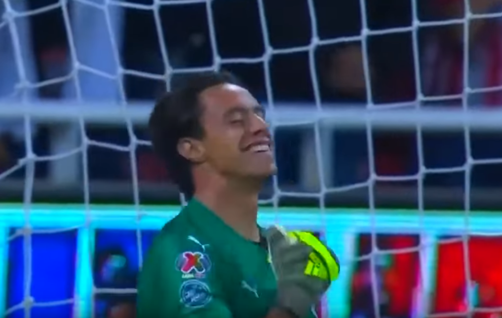 Golman Čivasa postigao san svakog čuvara mreže (VIDEO)