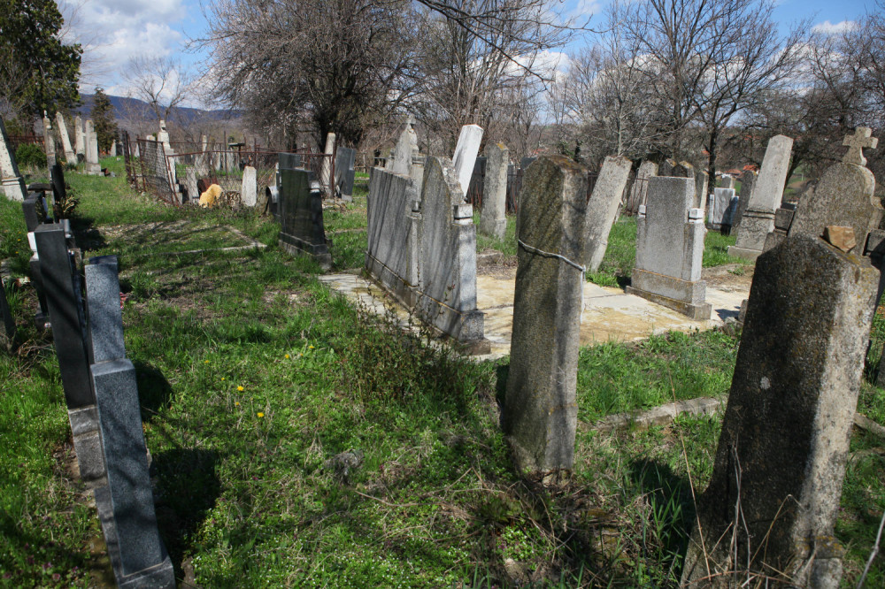 Sahranjena žena koju je suprug razneo bombom