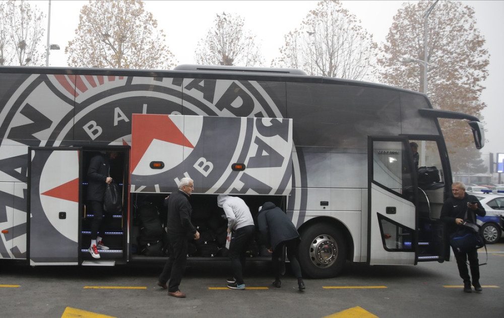 Osvanula objava na sajtu crno-belih koja gađa u srce sve zvezdaše - Osmesi pored Zvezdine noćne more (FOTO)