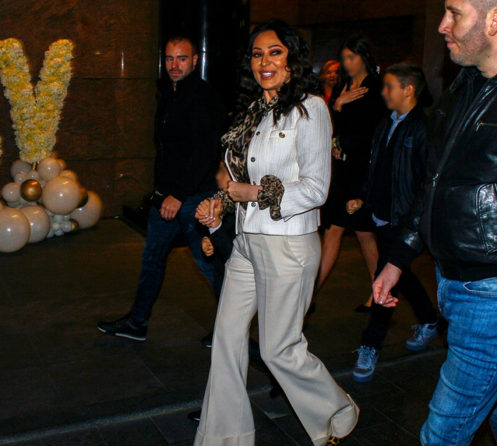 Pantalone koje su nosile Ceca i Anastasija možete kupiti za samo 1.300 dinara