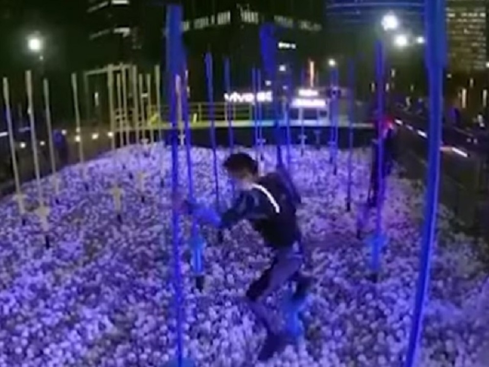 Umro popularan učesnik rijalitija! Srušio se usred takmičenja! (VIDEO)