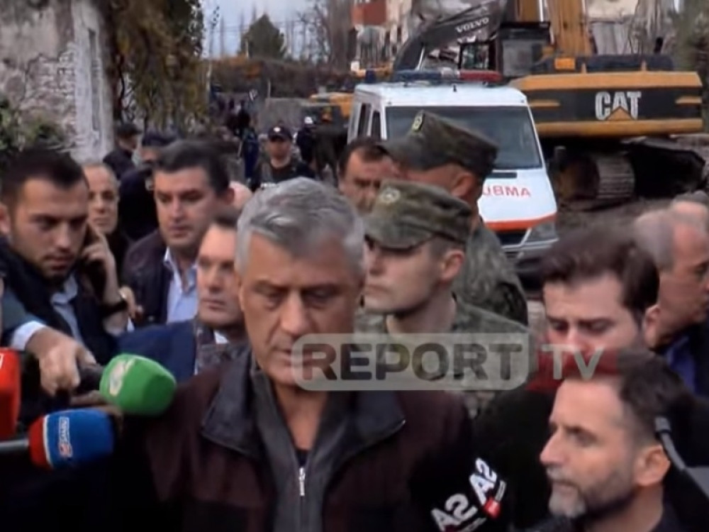 Vriska novinara u trenutku udara! Novi zemljotres desio se u trenutku Tačijeve izjave! (UZNEMIRUJUĆI VIDEO)