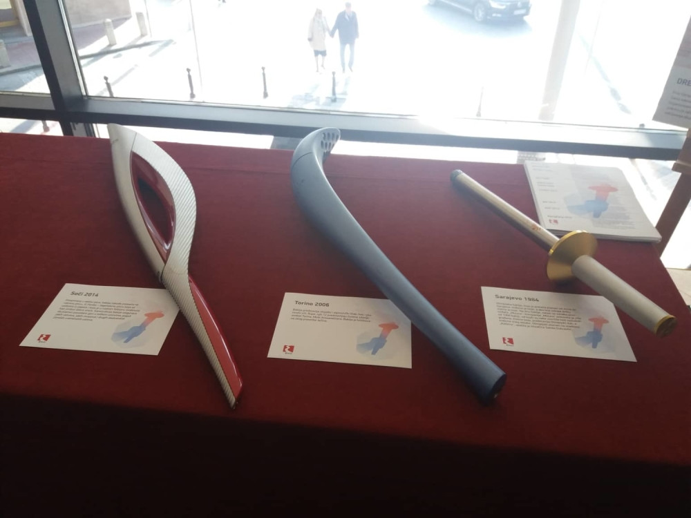 Zahvaljujući Olimpijskom komitetu Srbije prikazana je kolekcija originalnih baklji