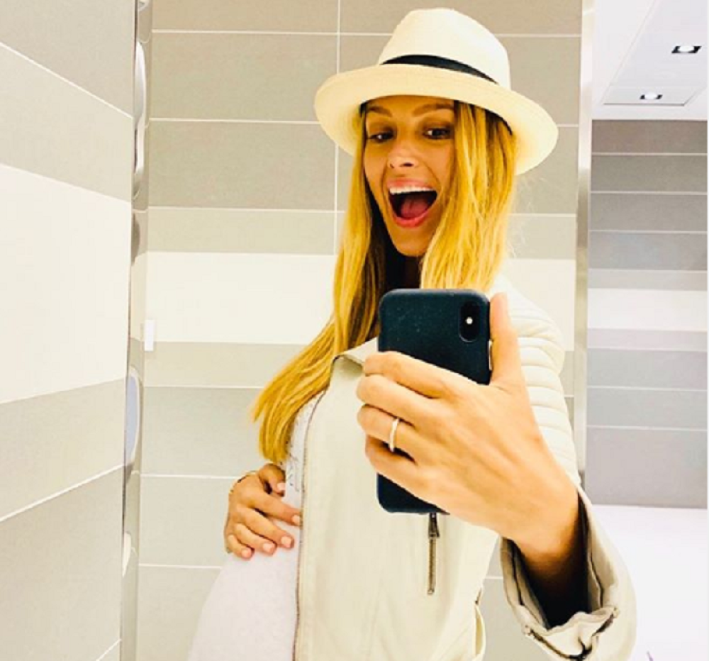 Manekenka se porodila u kolima usred šume! Beba bila u opasnosti, evo kako se sve završilo