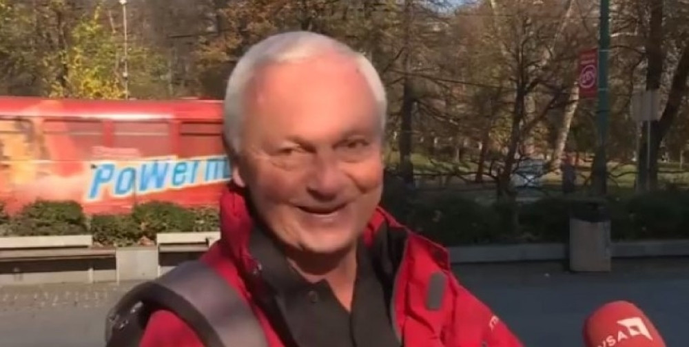 La ilahe illallah i pravo kroz prozor! (VIDEO)