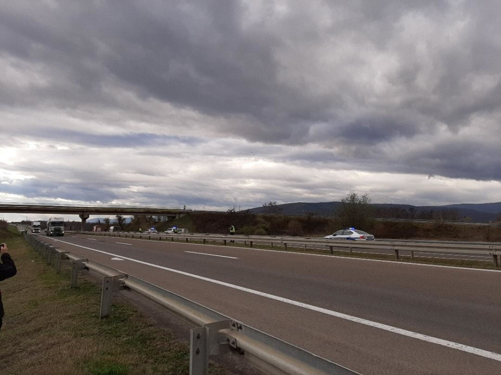 "Užasan prizor. Upravo sam video 4 stradala čoveka koja su u trenu izgubila život" (FOTO SA LICA MESTA)