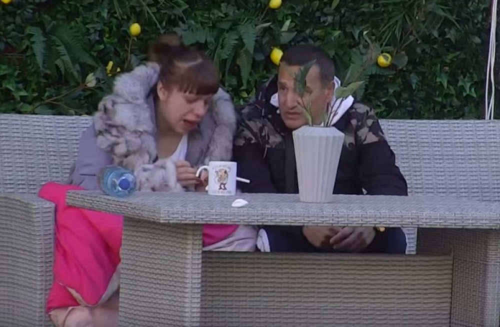 Otac se odrekao Miljane?! Od sramote ne sme da prođe Nišom! (VIDEO)