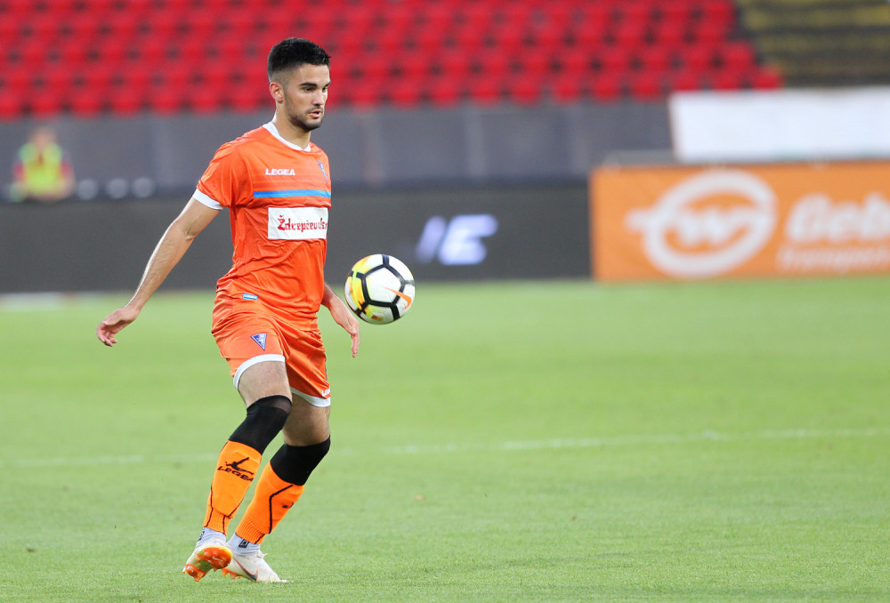 Posle napadača Javora, crno-belima interesantan igrač još jednog superligaša