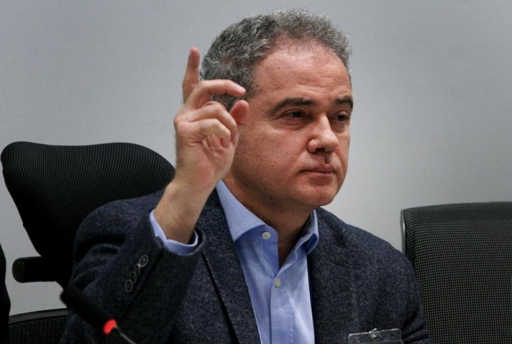 "Zatvaraju centralu, a ne daju odgovor gde je isparilo 240 hiljada evra, gde su automobili DS, zašto se ćuti o krivičnim prijavama pojedinih funkcionera?"