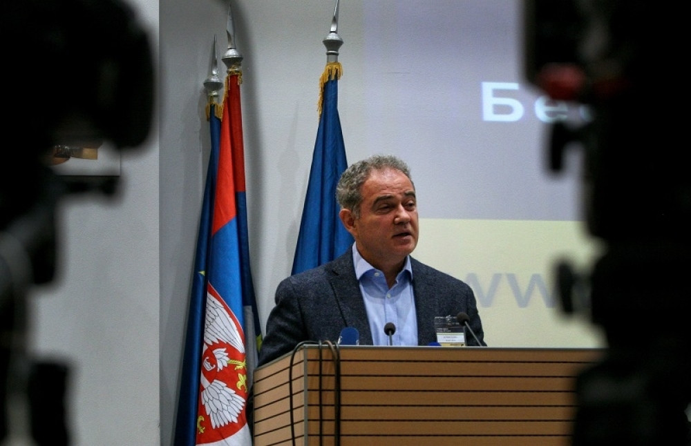 Revoltirana omladina DS upala u centralu stranke u Beogradu! (FOTO)