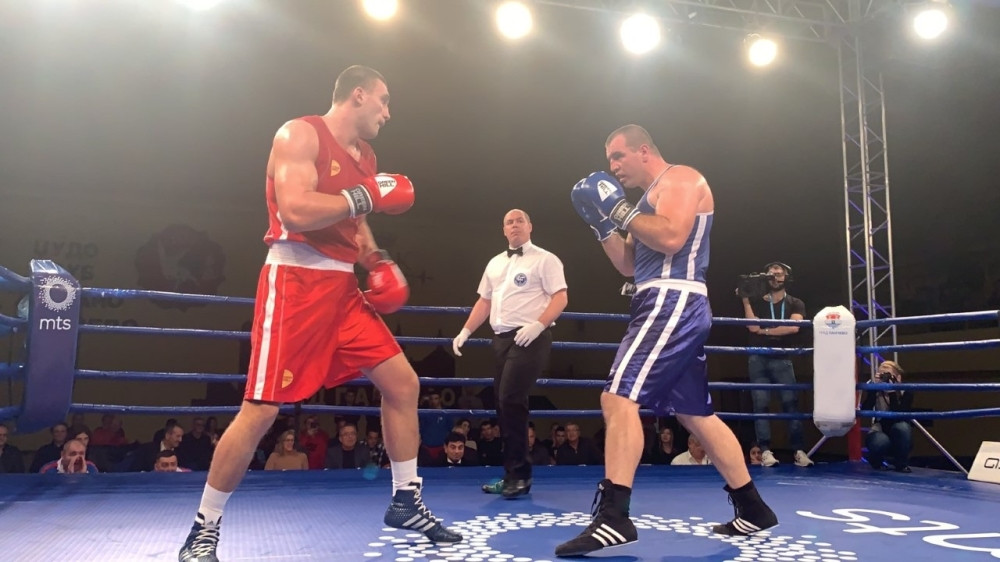 Viktor Vihrist pobednik "Zlatne rukavice"