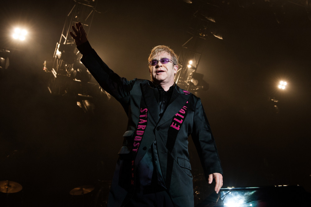 Elton Džon ostvario je novi veliki uspeh: Legendarni pevač dobio vlastitu kovanicu! (FOTO)