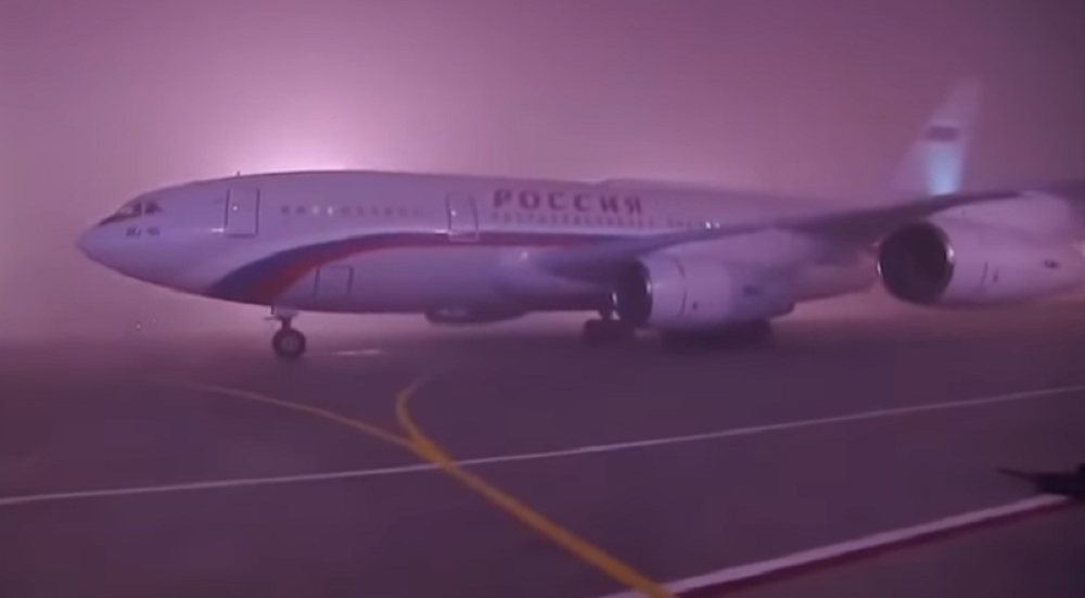 Uspeo je da prizemlji avion po nerealnoj magli (VIDEO)