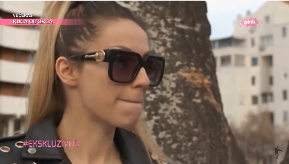 Rada Manojlović dobila šamarčinu od oca: Pevačica polomila ruku sestri!