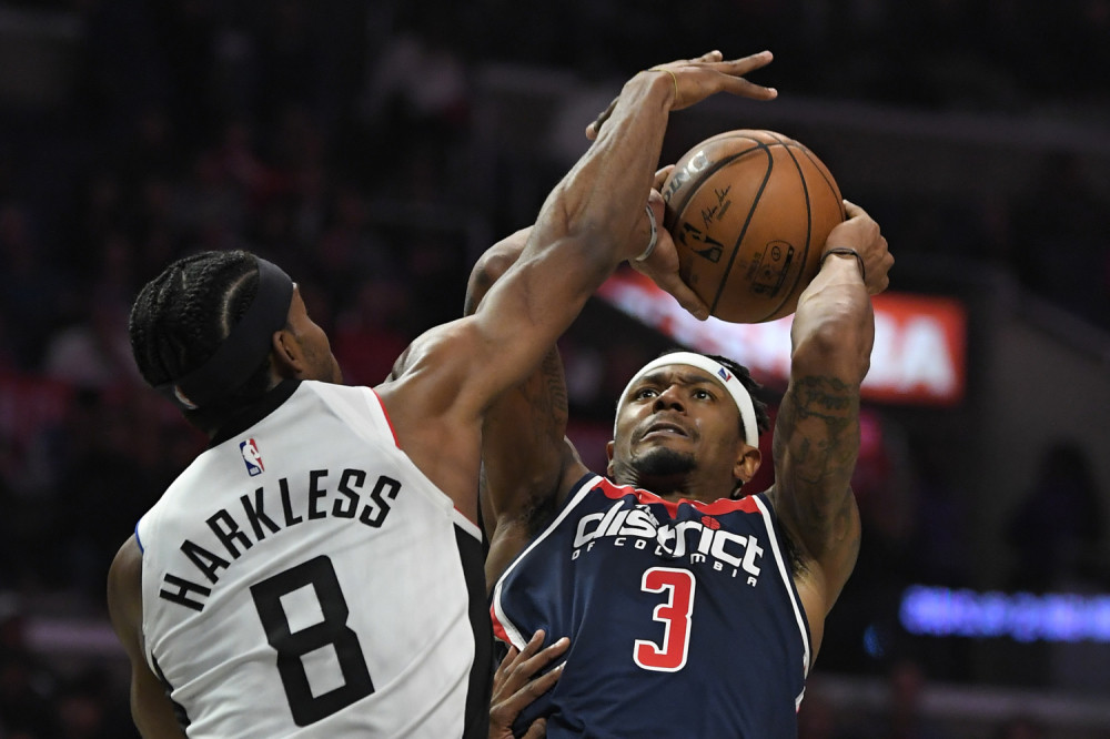 Kontaktirao ga, platio troškove poštarine i vratio mu izgubljeno vlasništvo, a on mu obećao nagradu, da bi ga potom totalno iskulirao! Karma došla na naplatu! (FOTO)