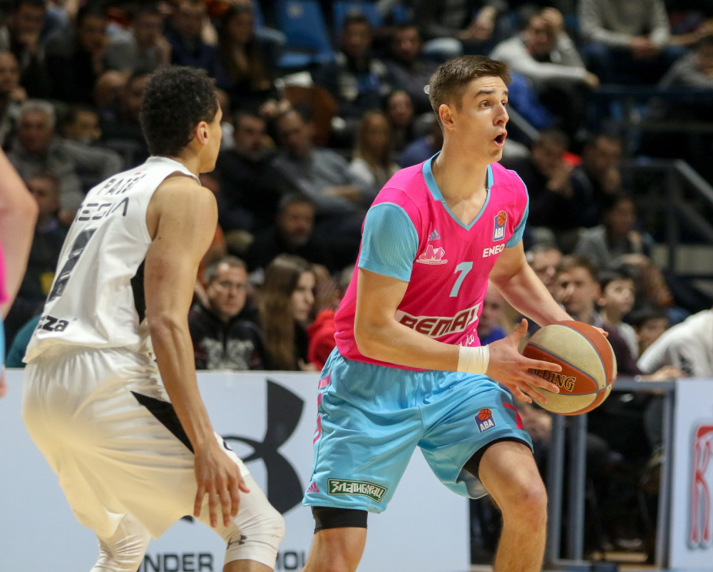 Ašćerić napustio Megu, ali će opet igrati protiv Partizana, ovog puta u Evrokupu (FOTO)