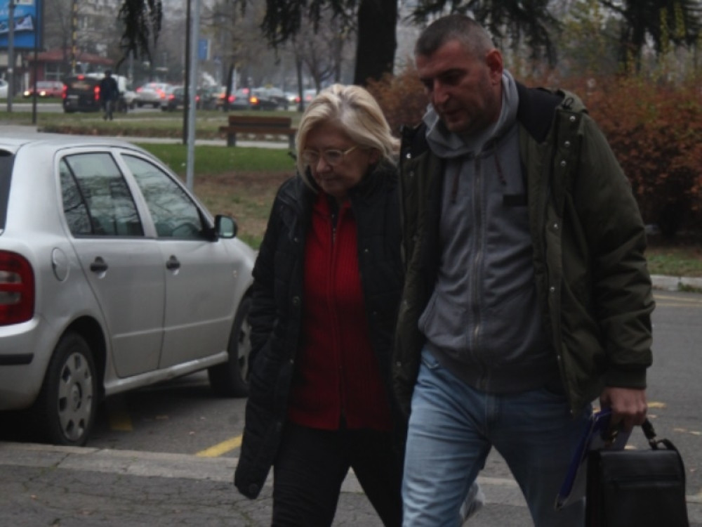 Vera Vukomanović jutros se pojavila ispred tužilaštva, javnost čeka novo iznenađenje?