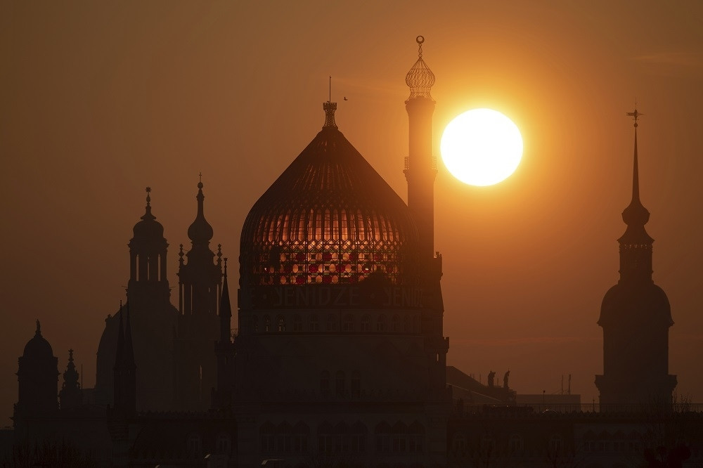 Kome se smeši svetla budućnost, a koga će su sudbina da "šiba"
