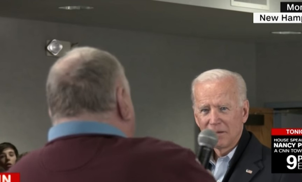 Džo Bajden kandidat Demokrata za predsednika SAD napao farmera! Bujica uvreda zbog pitanja o sinu i Ukrajini! (VIDEO)