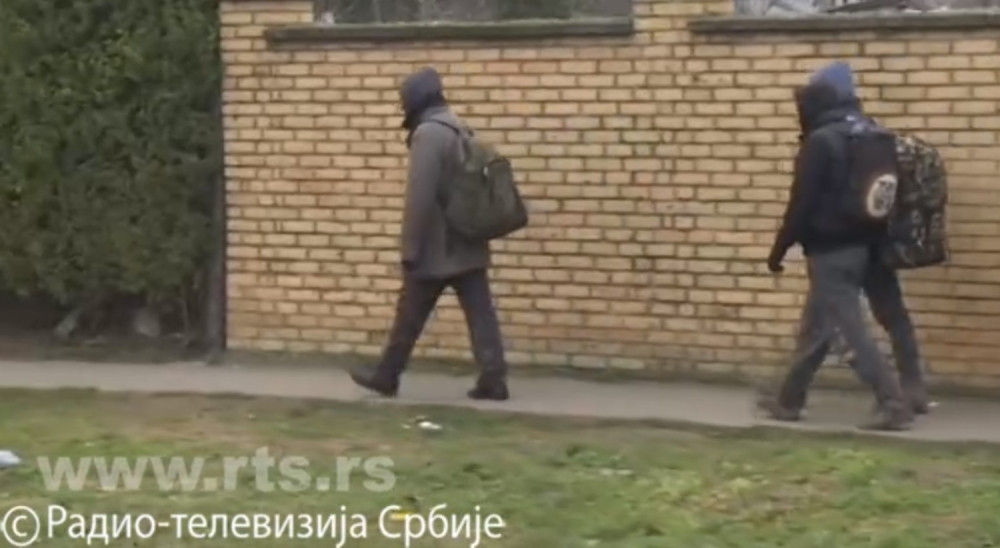 Centar pun migranata! Stanovnici naselja uz mađarsko-srpsku granicu u strahu! Počeli da se samoorganizuju!