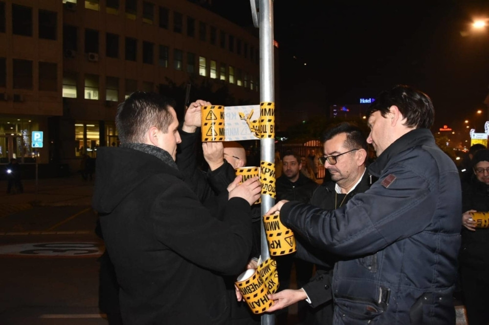 Đilasovci za glavnog govornika doveli zagovornika zabrane abortusa i razvoda! Okupljeni u šoku