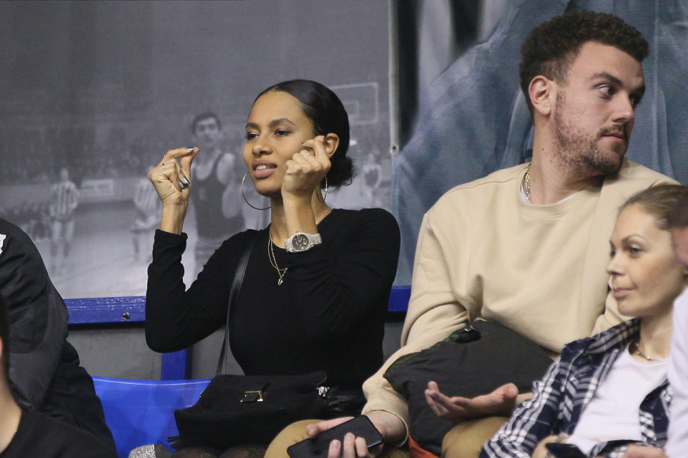 Niko večeras nije gledao utakmicu na Novom Beogradu zbog ove Amerikanke! (FOTO)