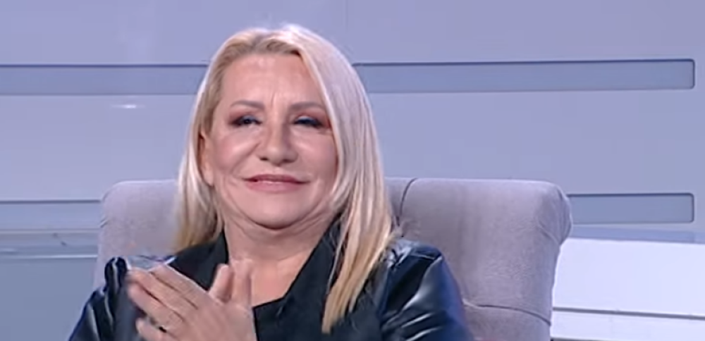 "Vesna Zmijanac je veliki baksuz uživo kog se treba kloniti": Komšija opleo po poznatoj pevačici!