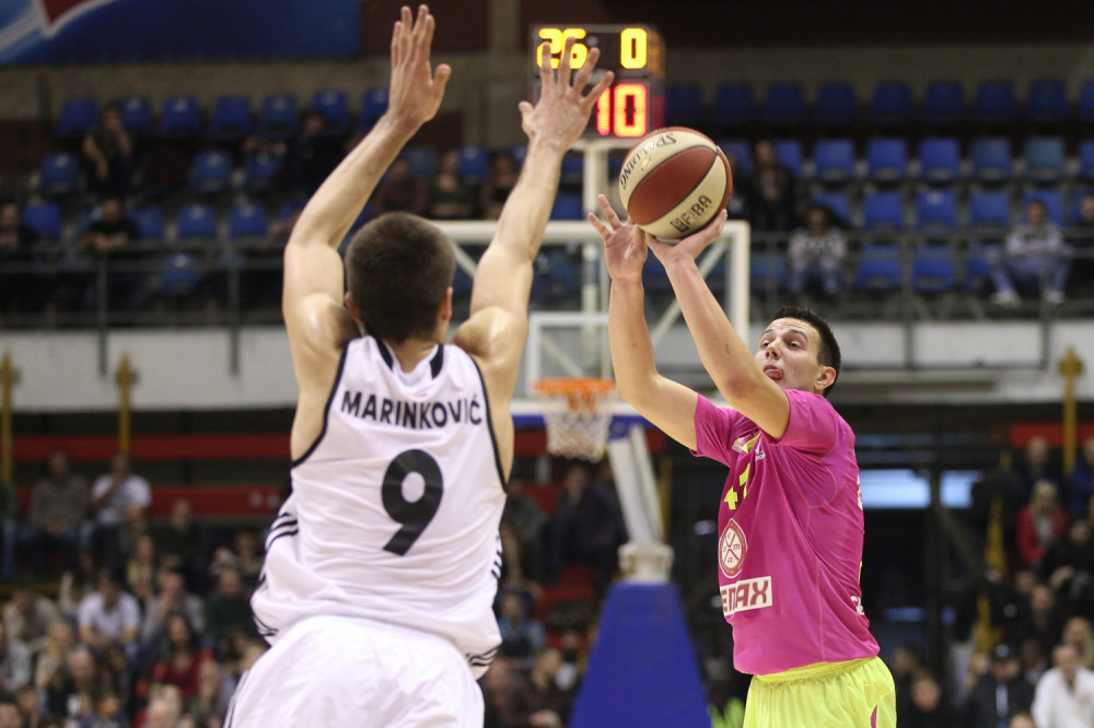 Novak napušta Megu i seli se u Španiju!