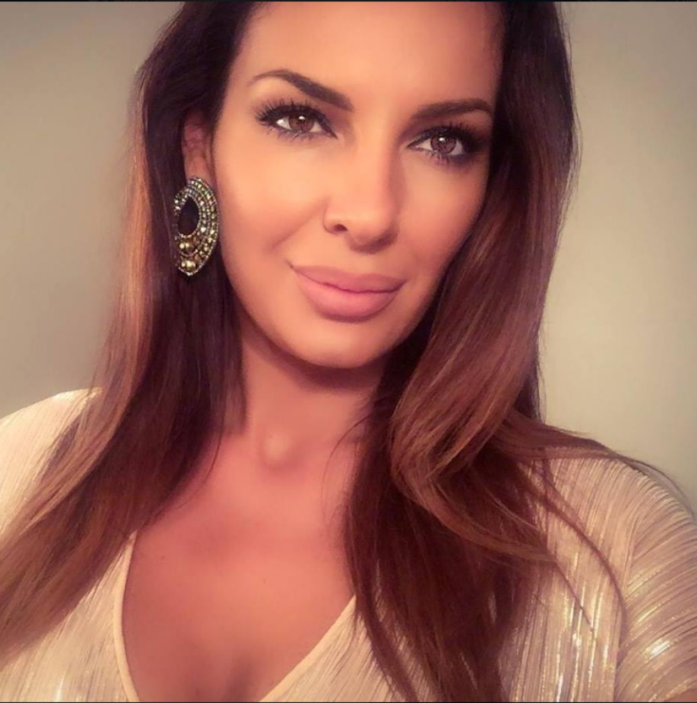 Hrvat zaljubljen u atraktivnu brinetu! Živi u Dubaiju, a stiže da sa njim provodi vreme na vrlo interesantom mestu u Zagrebu (FOTO)