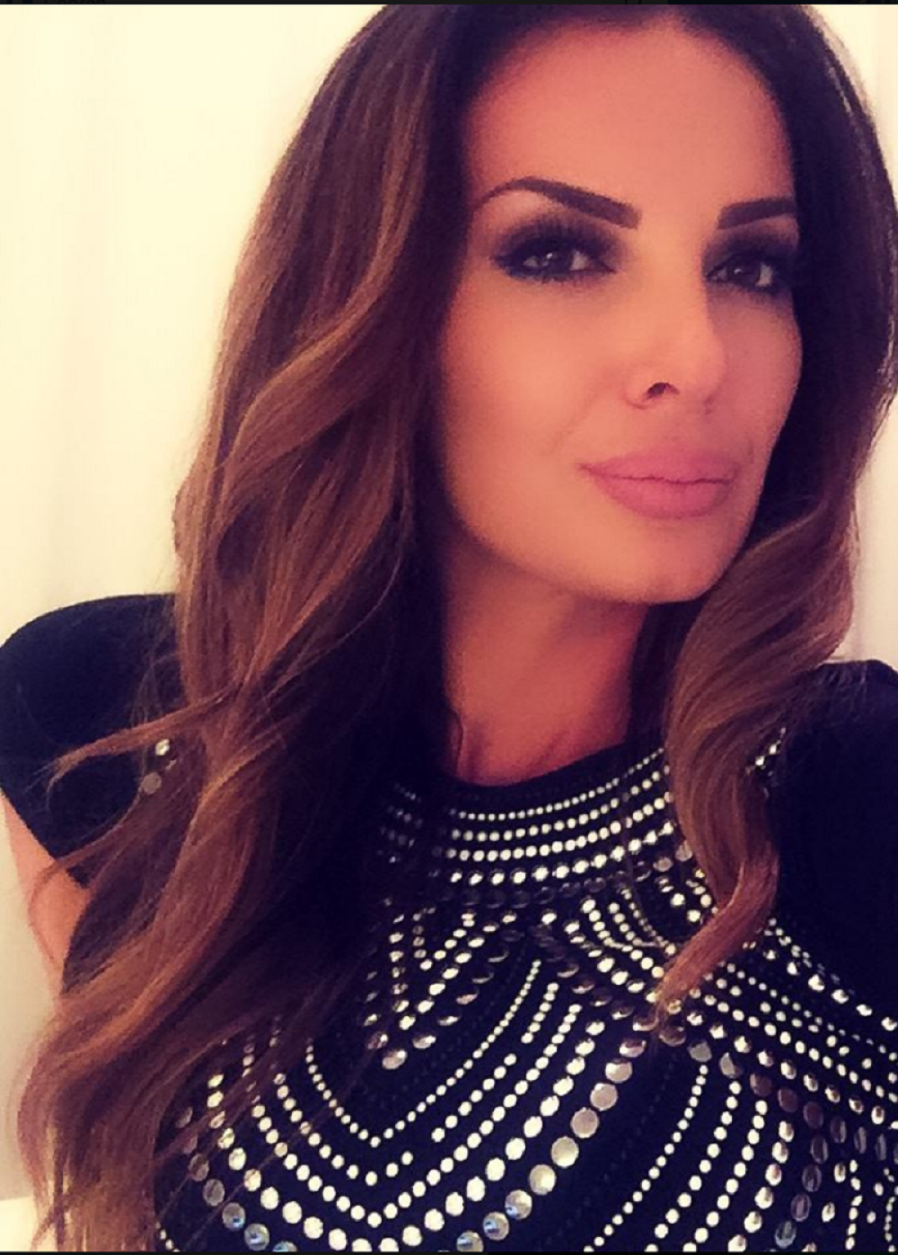 Prelepa Srpkinja rodila Mamiću ćerku