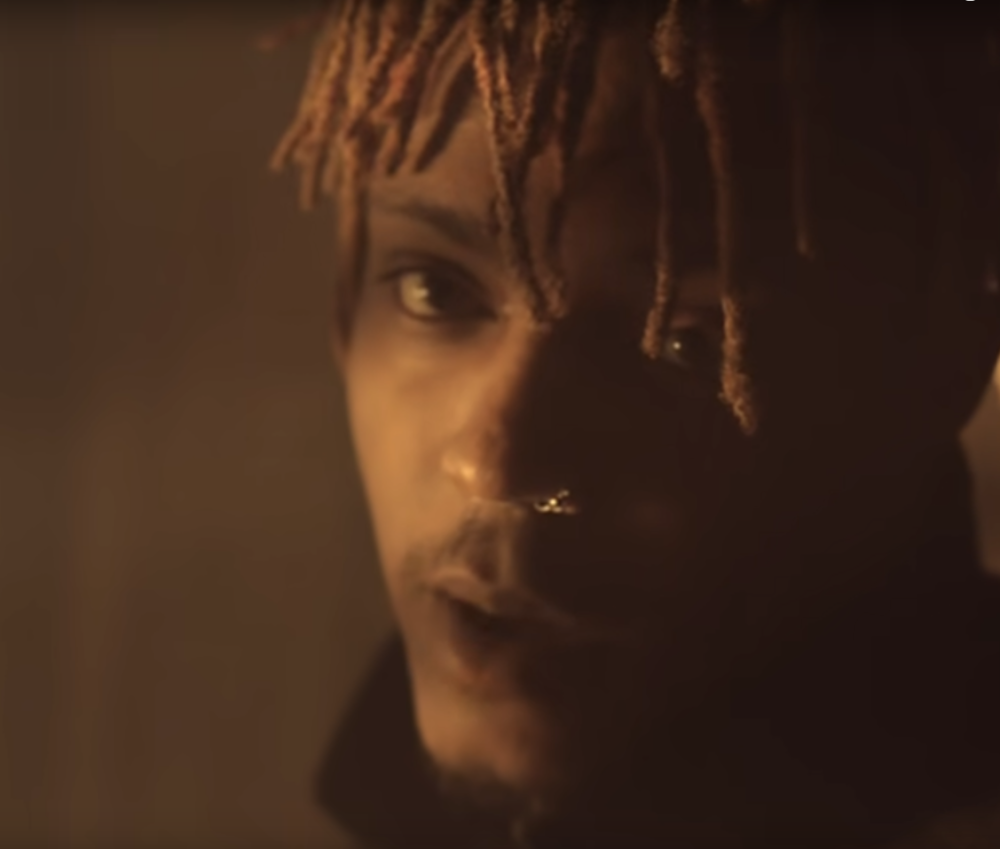 Reper koji je preminuo iznenada na aerodromu naslutio svoju smrt u pesmi