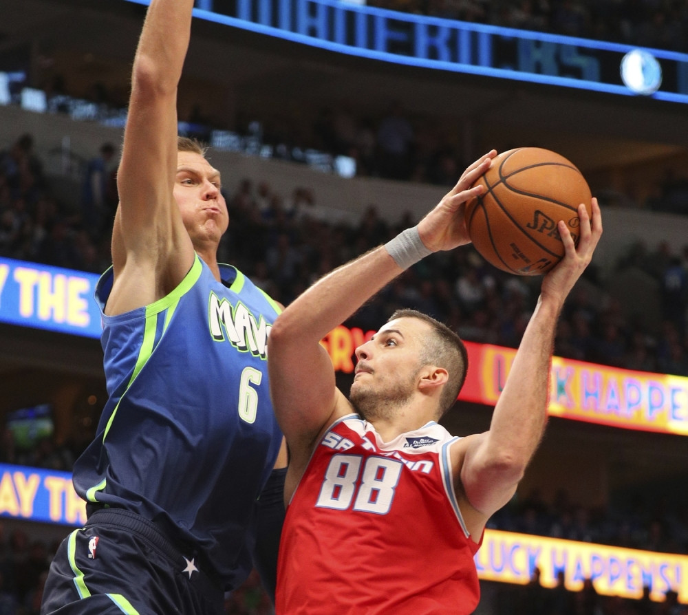 Maestralni Bjelica se igrao sa Maveriksima (VIDEO)