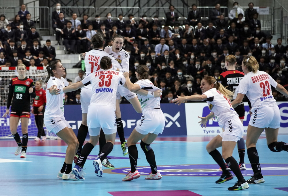 Srbiju tri scenarija vode dalje, ne zna se koji je teži