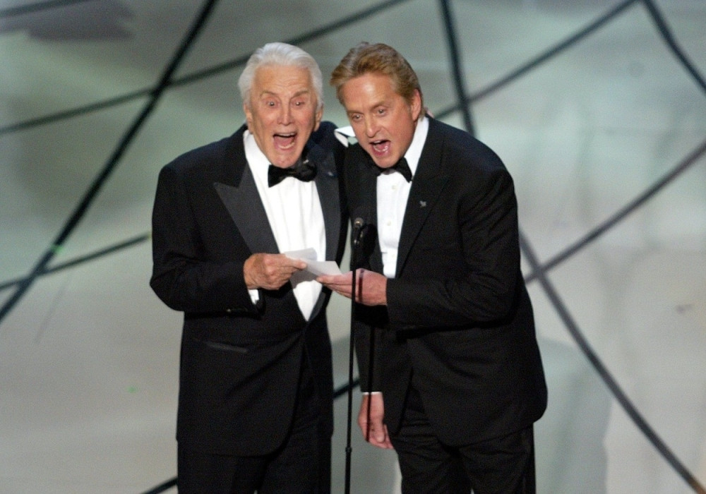 Kirk Daglas napunio 103 godine: Preživeo moždani udar i helikoptersku nesreću