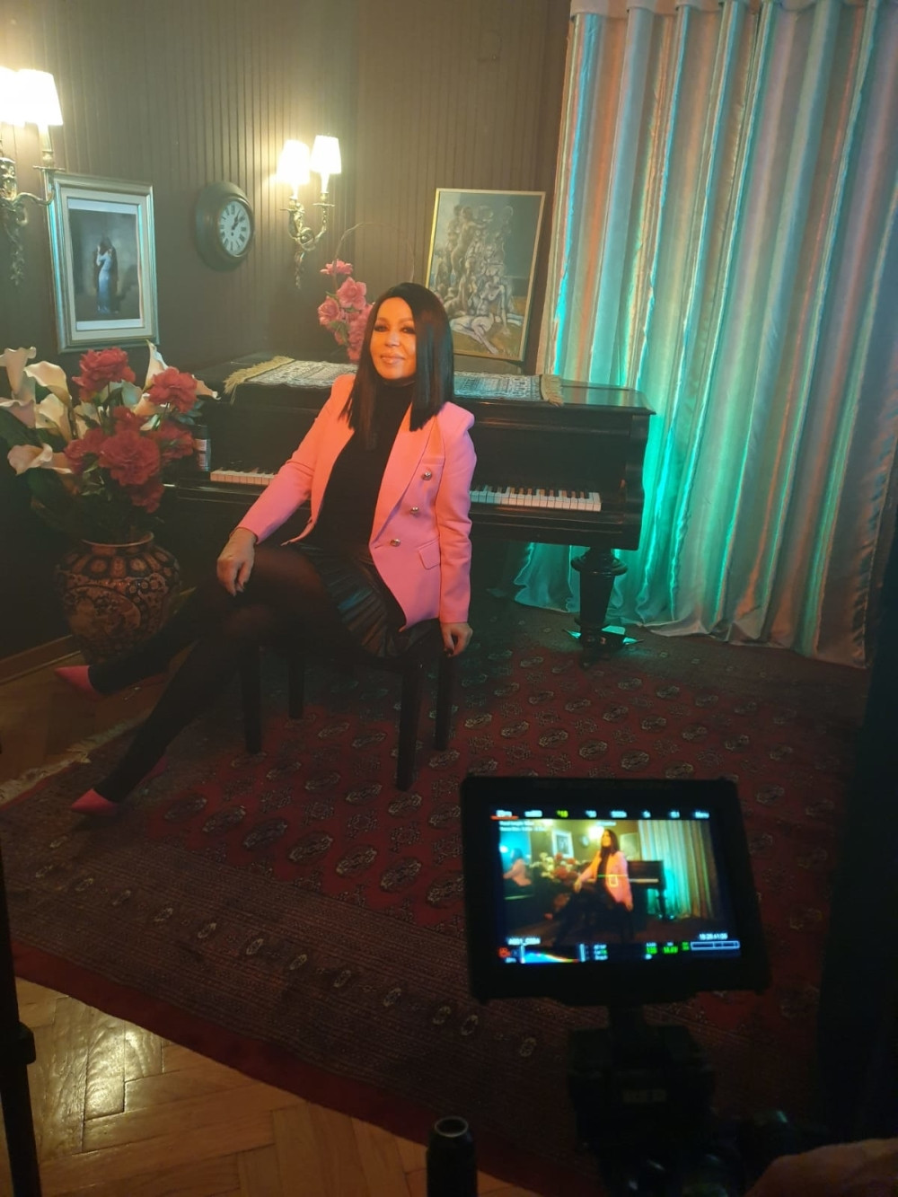 Novi zvuk i jedna sasvim drugačija Neda!