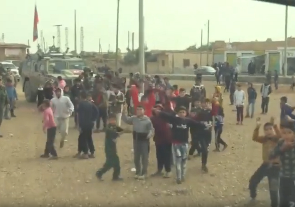 Ljudi spavaju na ulicama a spaljuju smeće da bi im bilo toplije